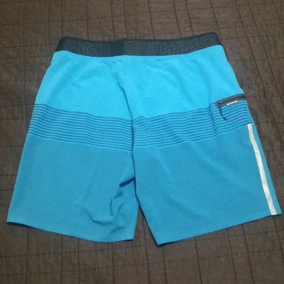 Quiksilver High Line Board Shorts Surf Swim Trunks Water Repellent- Anti-Rash - Picture 2 of 16